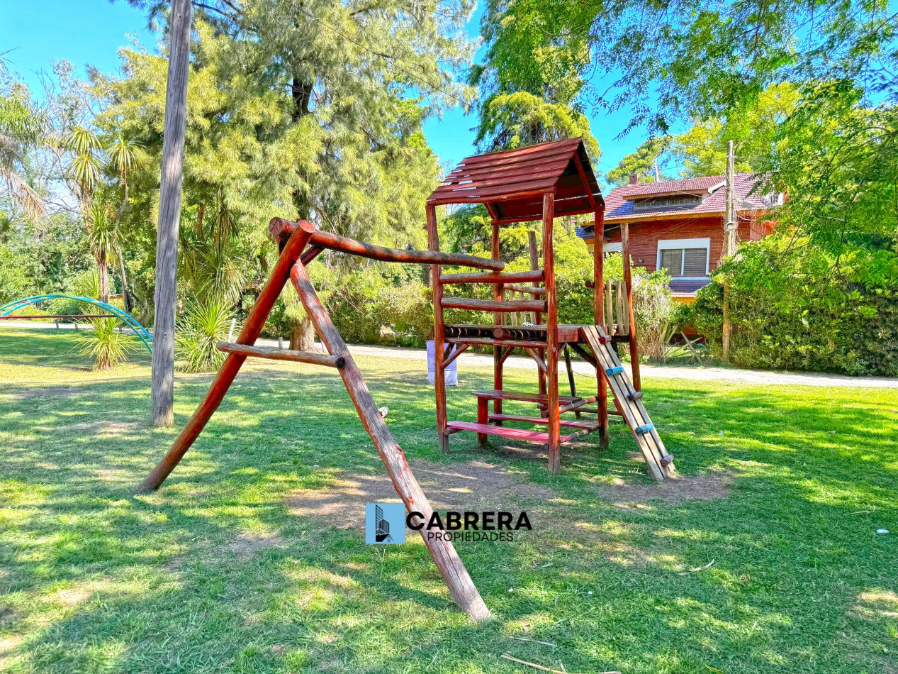 CASA EN VENTA DE 4 AMBIENTES EN MORENO - CAMPO LAS ACACIAS