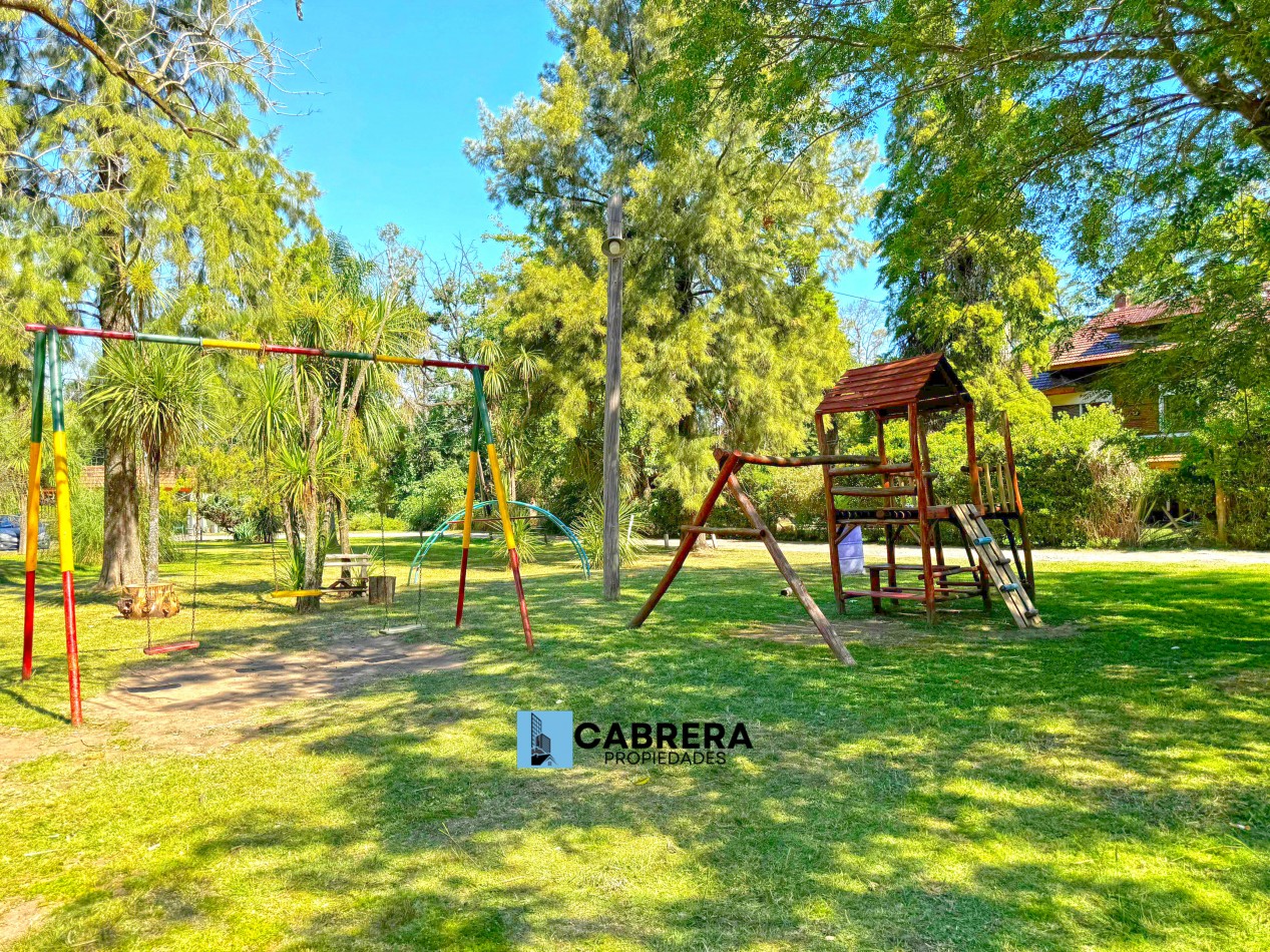 CASA EN VENTA DE 4 AMBIENTES EN MORENO - CAMPO LAS ACACIAS