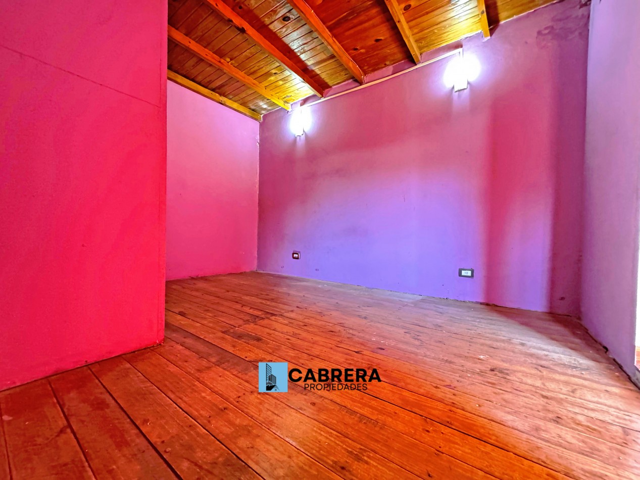 CASA EN VENTA DE 4 AMBIENTES EN MORENO - CAMPO LAS ACACIAS