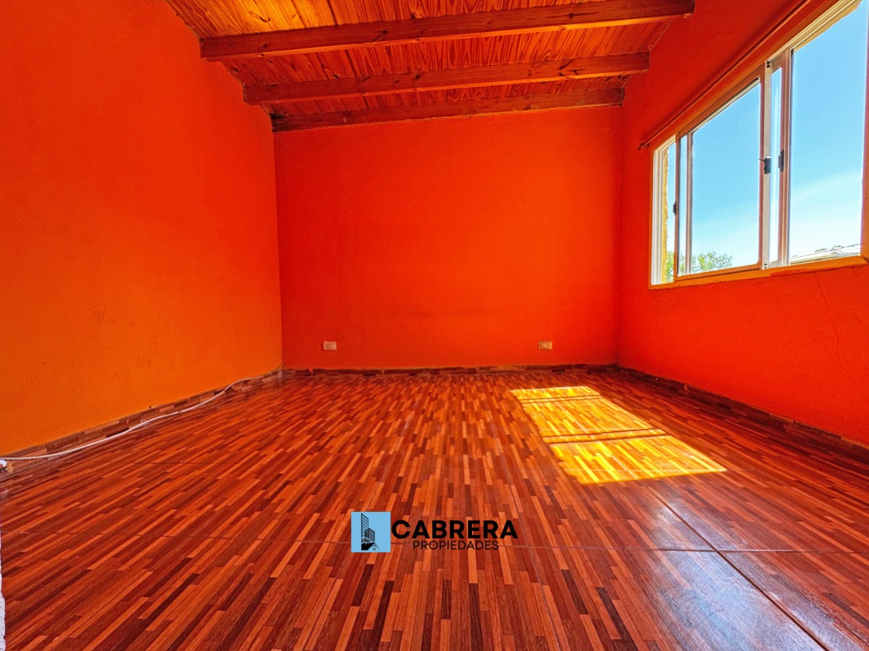 CASA EN VENTA DE 4 AMBIENTES EN MORENO - CAMPO LAS ACACIAS