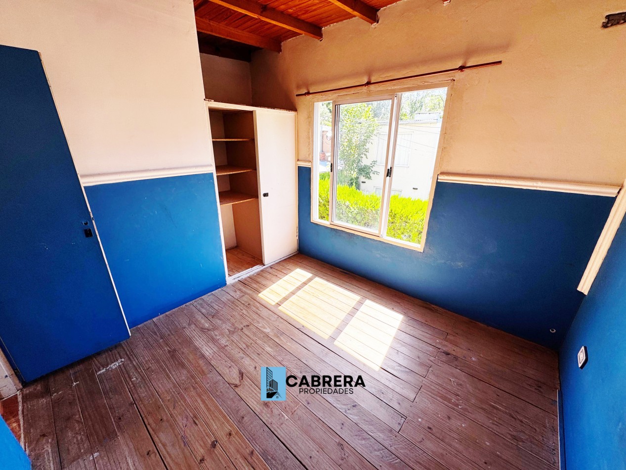 CASA EN VENTA DE 4 AMBIENTES EN MORENO - CAMPO LAS ACACIAS