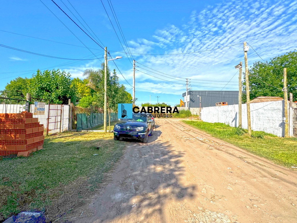 CASA EN VENTA EN GENERAL RODRIGUEZ, BARRIO LOS NARANJOS
