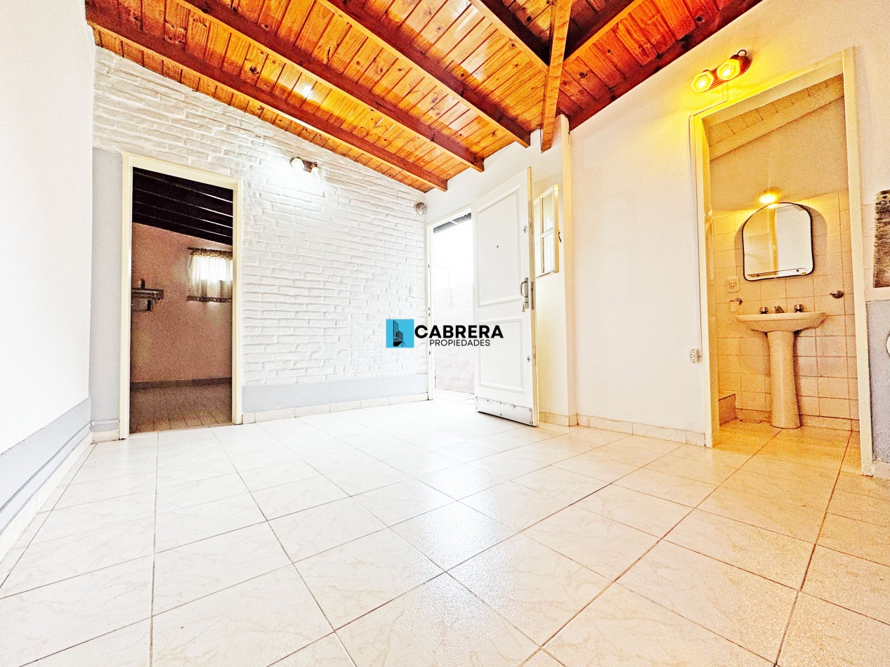 DEPARTAMENTO 2 AMBIENTES EN ALQUILER EN GRAL. RODRIGUEZ 
