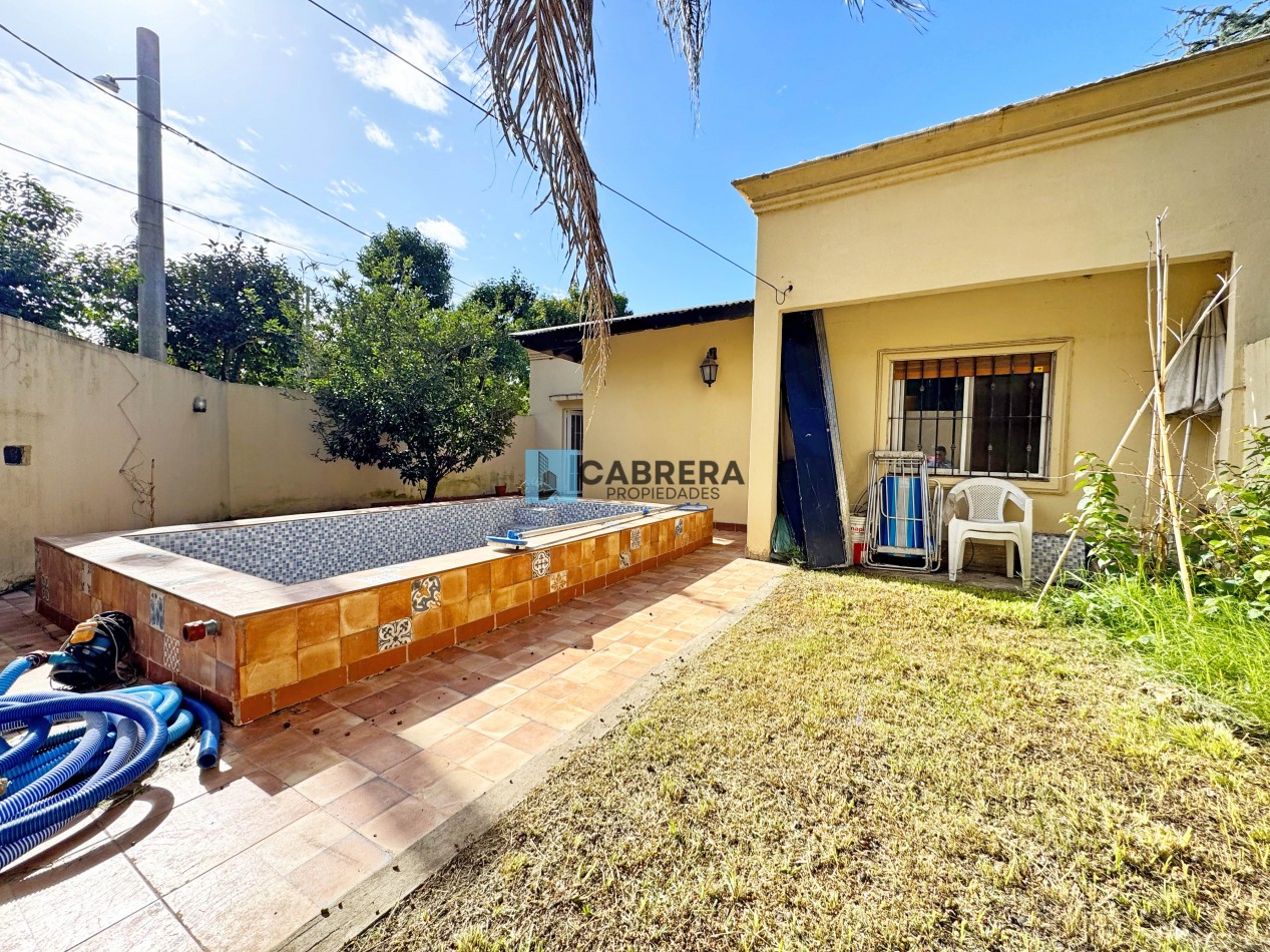 CASA EN VENTA 3 AMBIENTES EN FRANCISCO ALVAREZ, MORENO.