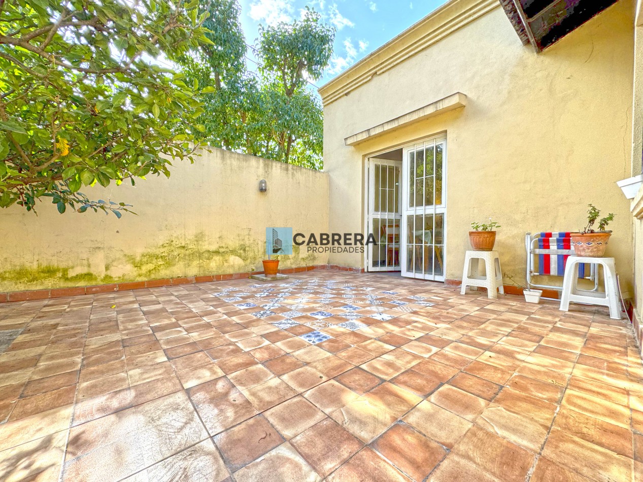CASA EN VENTA 3 AMBIENTES EN FRANCISCO ALVAREZ, MORENO.