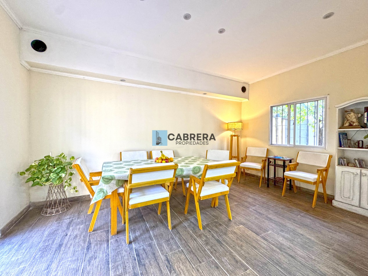 CASA EN VENTA 3 AMBIENTES EN FRANCISCO ALVAREZ, MORENO.