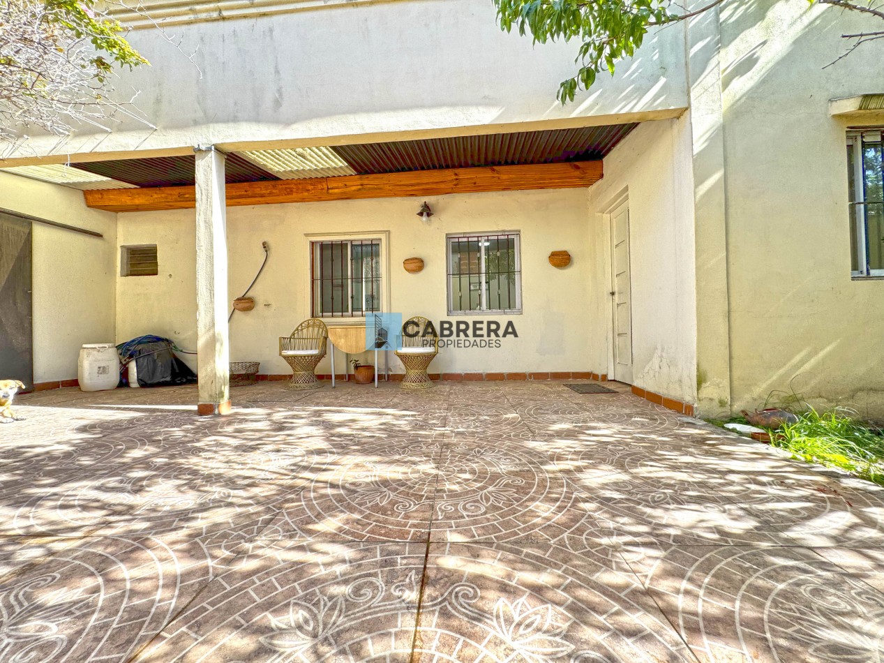 CASA EN VENTA 3 AMBIENTES EN FRANCISCO ALVAREZ, MORENO.
