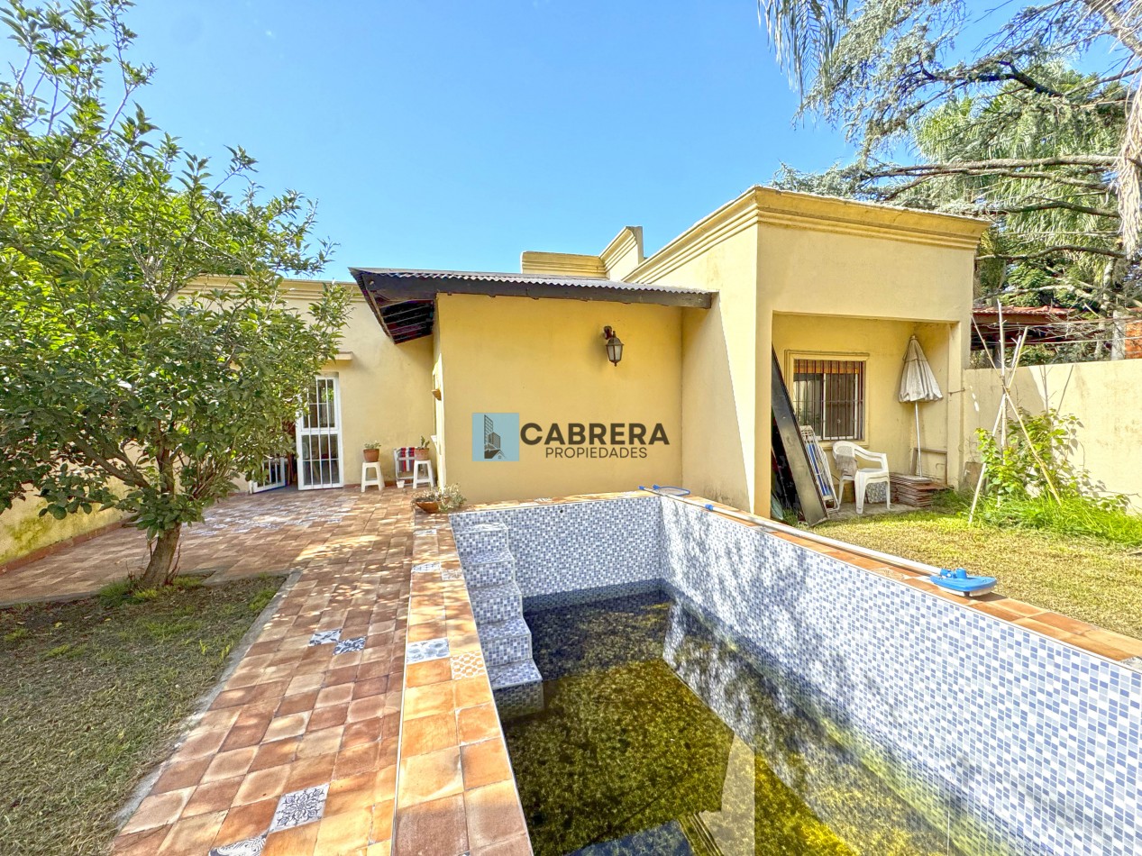 CASA EN VENTA EN FRANCISCO ALVAREZ, MORENO, 3 AMBIENTES