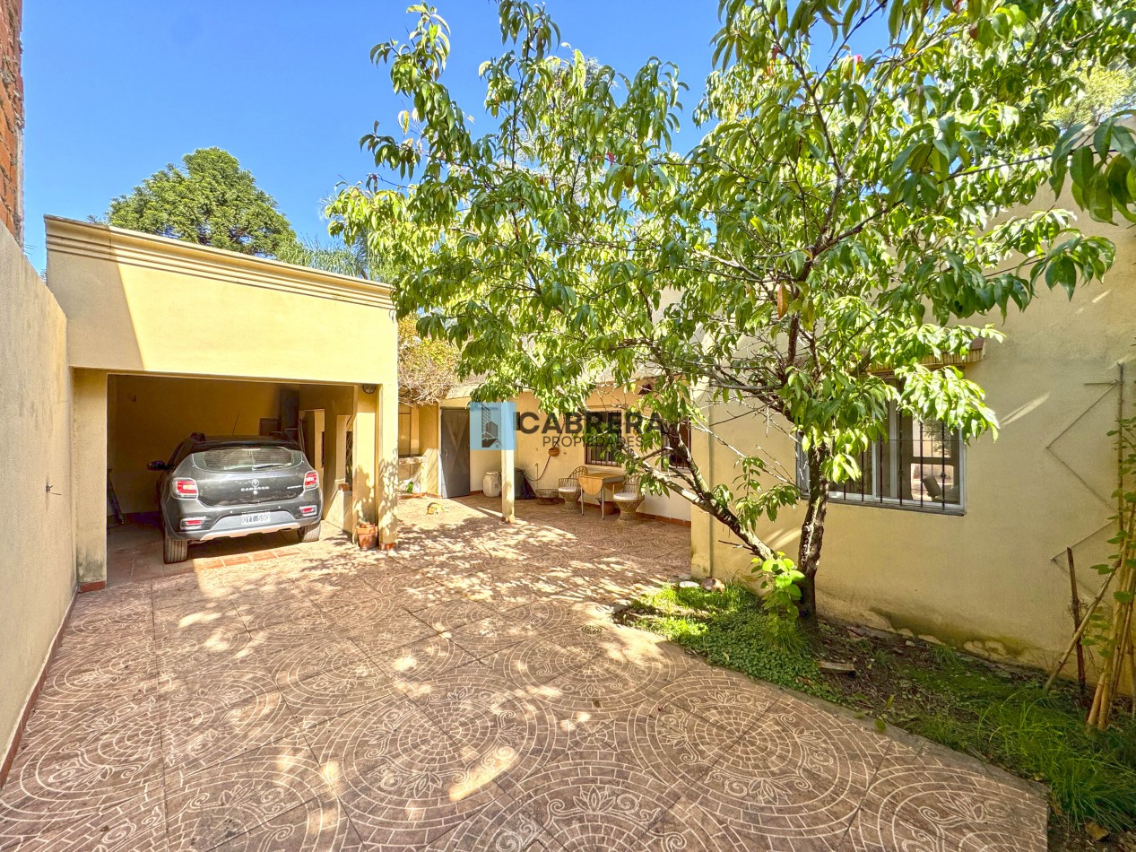 CASA EN VENTA EN FRANCISCO ALVAREZ, MORENO, 3 AMBIENTES