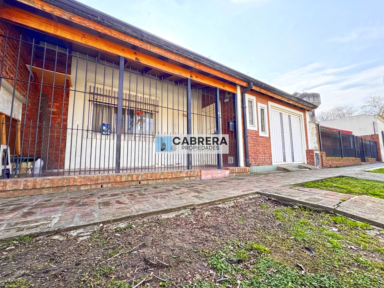 CASA EN VENTA  3 AMBIENTES, EN GENERAL RODRIGUEZ APTO CREDITO